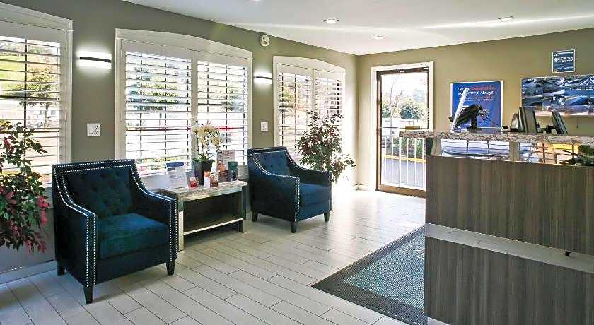 Bay Area Inn & Suites