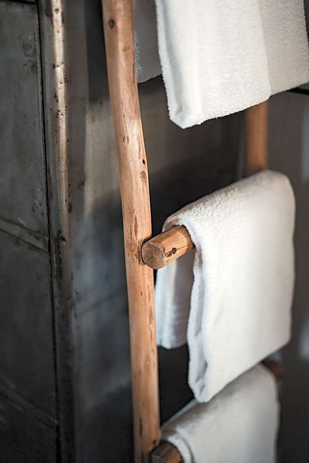 No8 Boutique Hotel - self check in