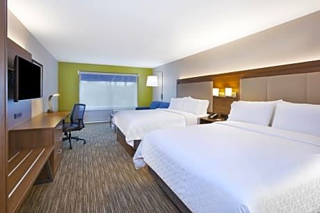Queen Suite with Two Queen Beds and Sofa Bed