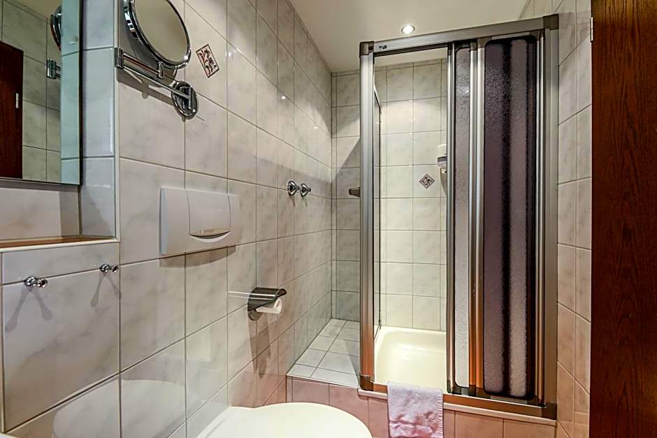 Alpenhotel Fischer - Adults Only