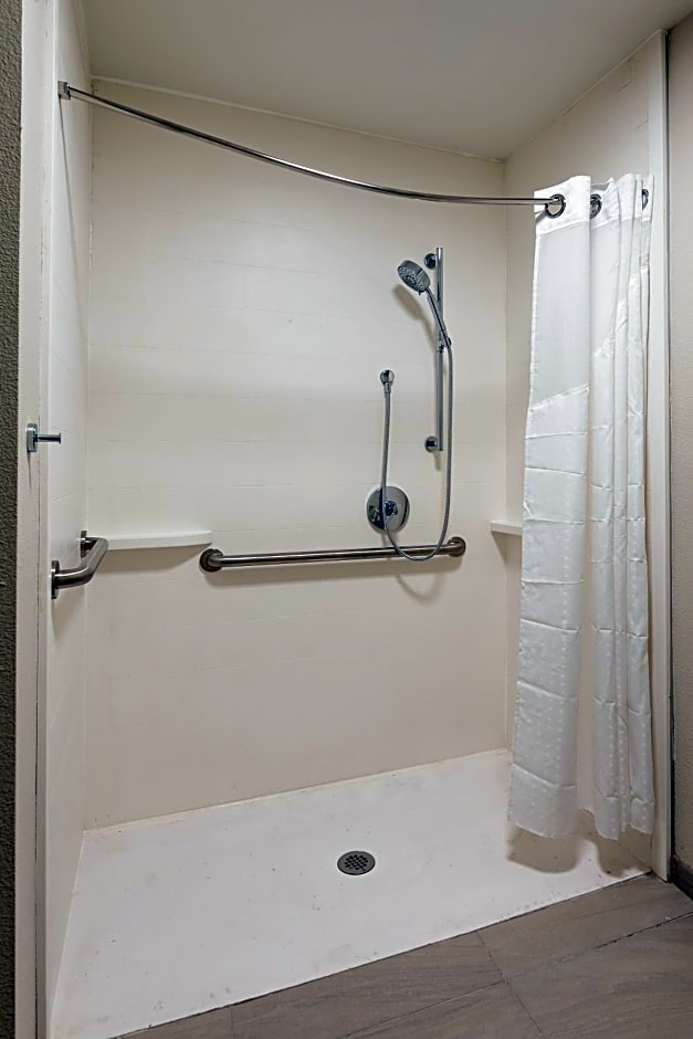 Holiday Inn Express & Suites Englewood - Denver South By IHG