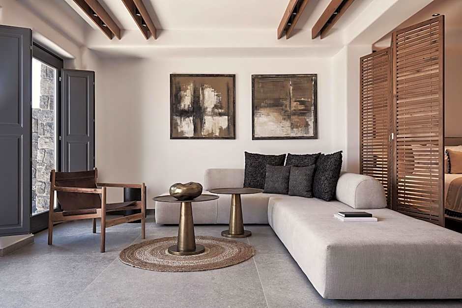 SantAnna Luxury Suites