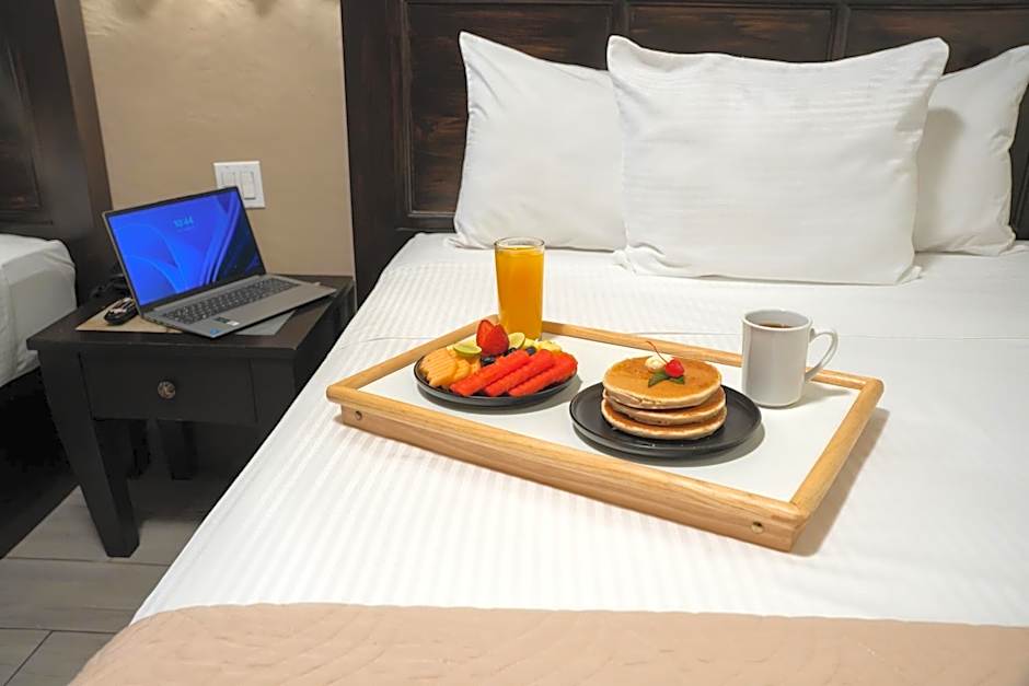 Hotel Siesta Real