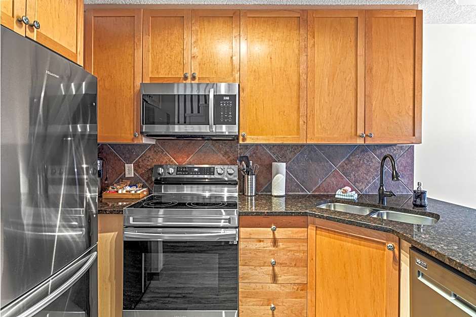 Mystic Chalet managed by Little Sister Getaways