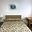 Beachside Motel
