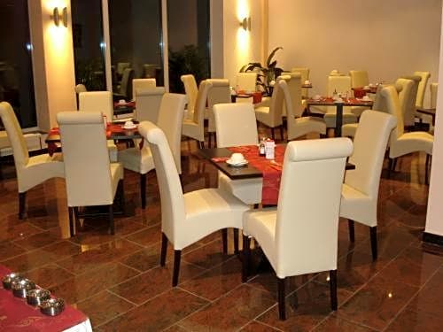 Grand Hotel Dream Main City Center