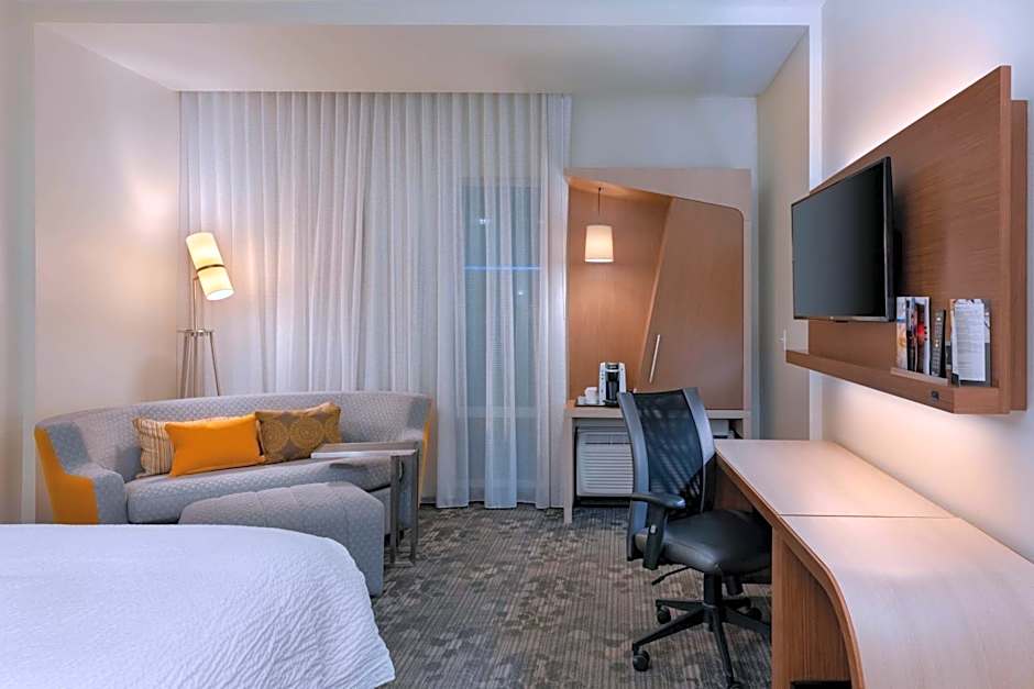 Courtyard by Marriott Savannah Airport