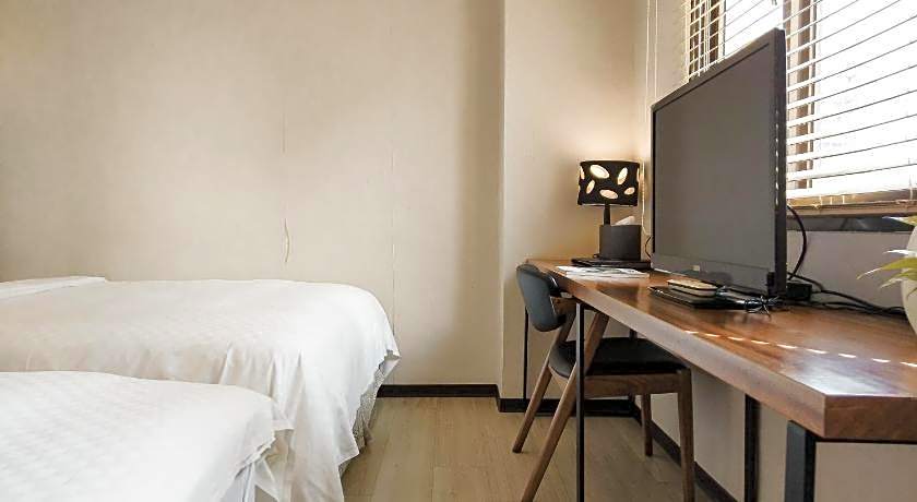 CHECK inn Express Taipei Station