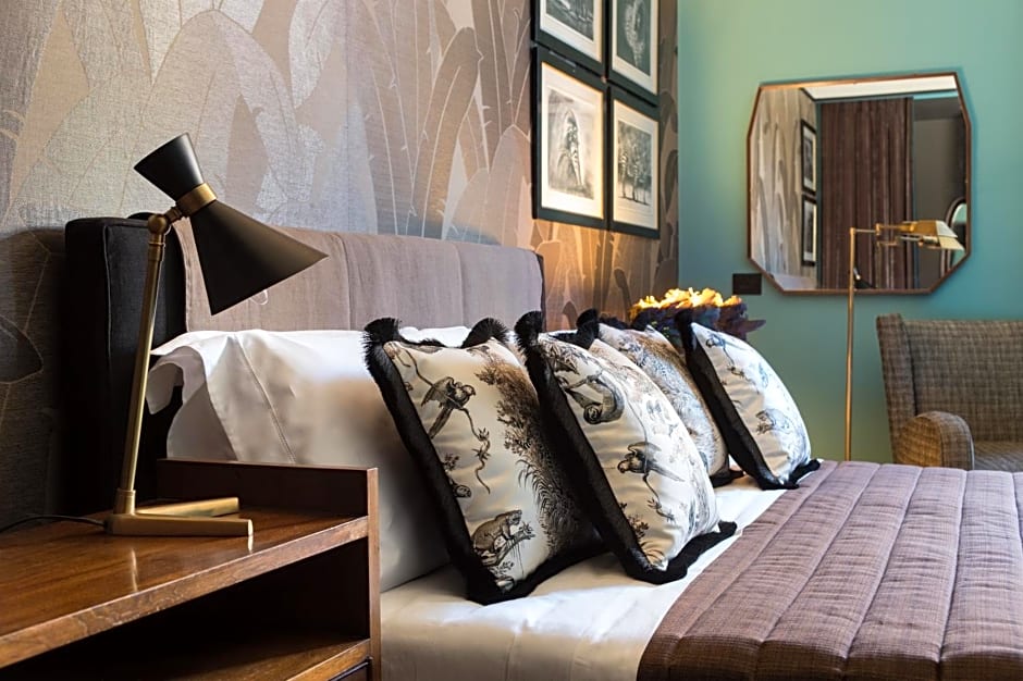 Velona's Jungle Luxury Suites