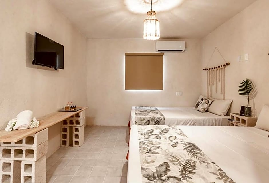 Ahava Hotel