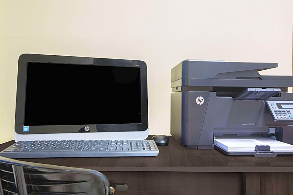 Days Inn by Wyndham Lake Havasu