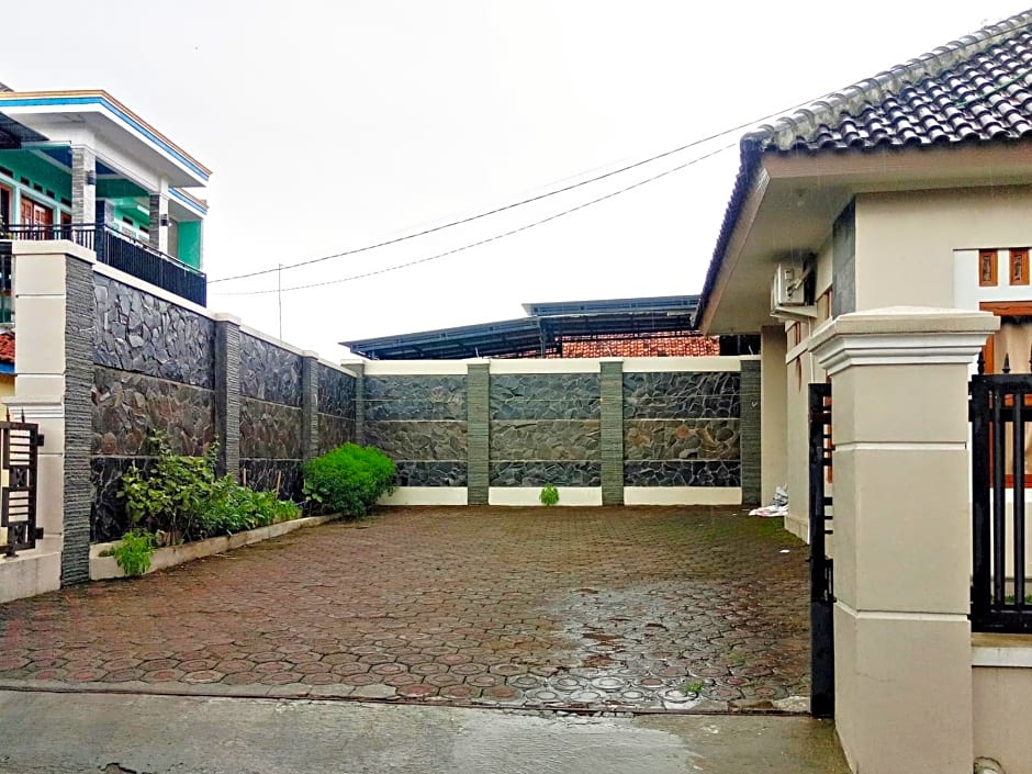 WISMA ANDALI Syariah near RSUD Cideres