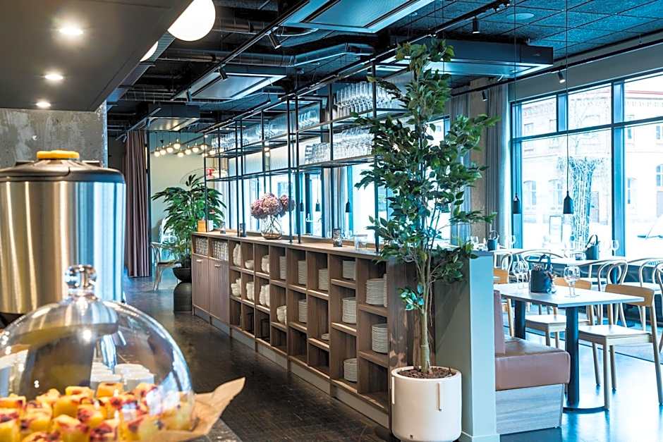 Quality Hotel Grand, Bor