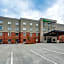 Holiday Inn Express & Suites Manhattan By IHG