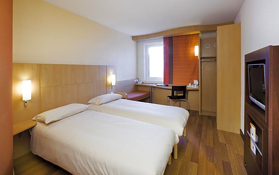 Ibis Bristol Temple Meads Hotel