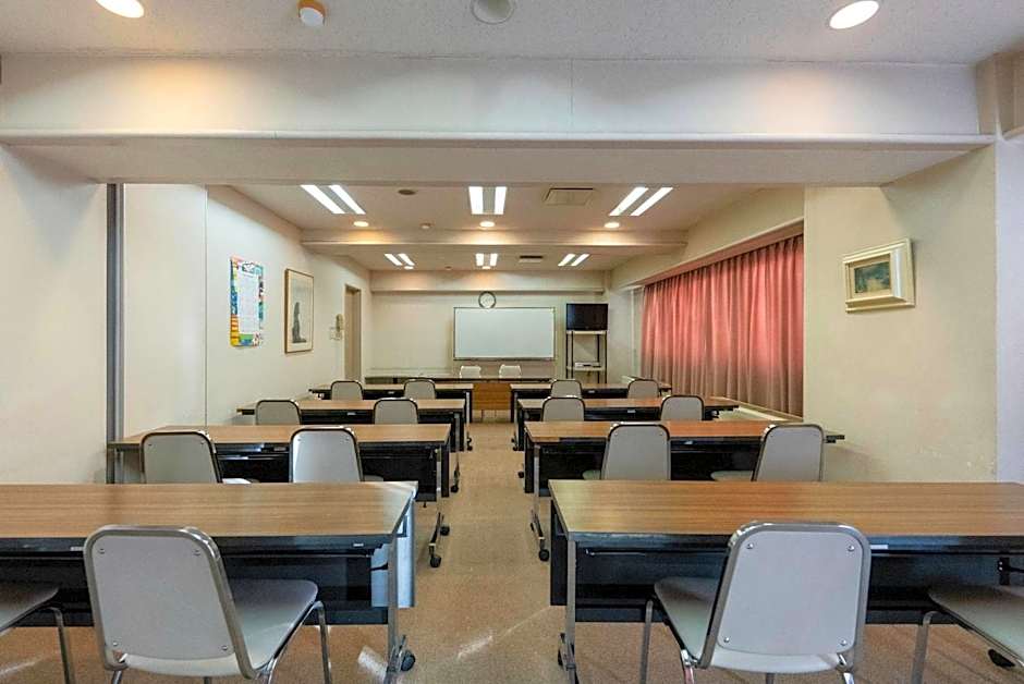 Tendo Central Hotel
