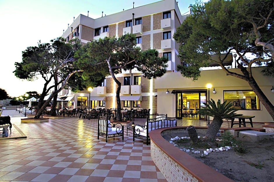 Hotel Ara Solis