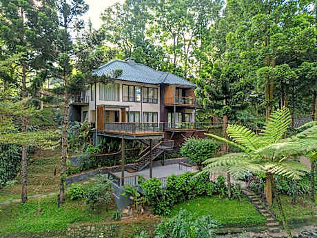 Grand Narendra Villa