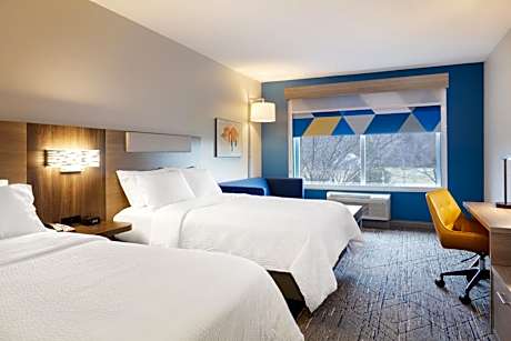 Standard Queen Room with Two Queen Beds and Extra Floor Space