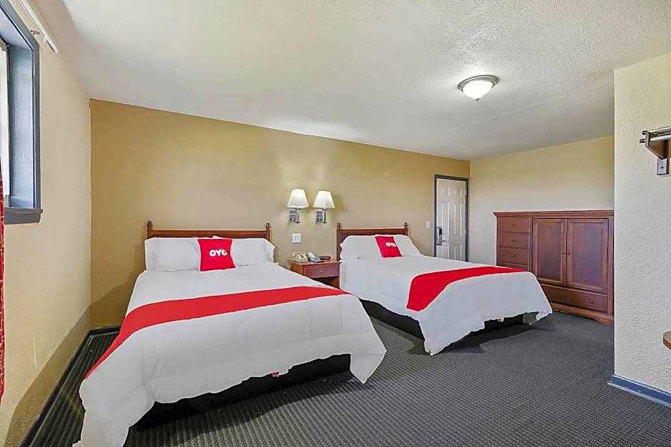 OYO Hotel Luling TX Downtown I-10/US-90
