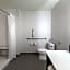 Holiday Inn Greenville - Woodruff Road By IHG