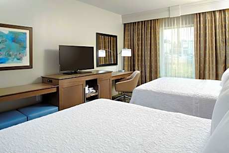 Queen Room with Two Queen Beds Alternate - Non-Smoking