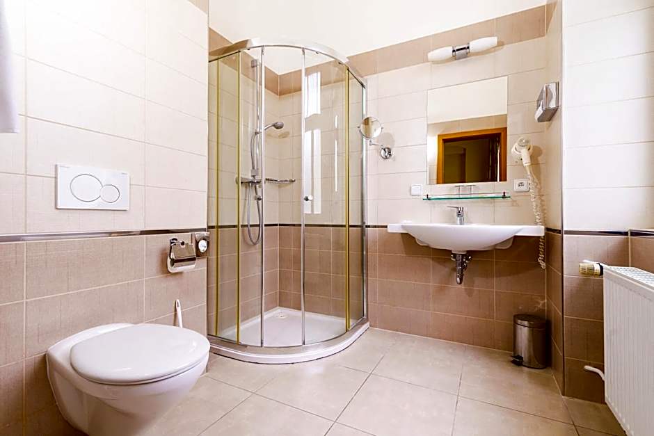 Spa Hotel Anglicky Dvur