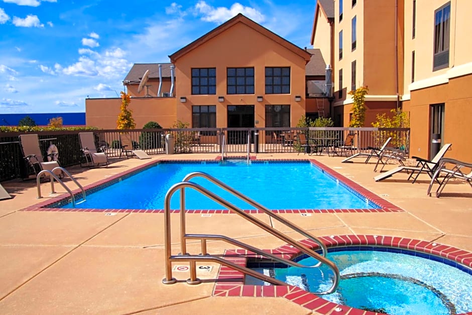Hampton Inn & Suites Tulsa-Woodland Hills