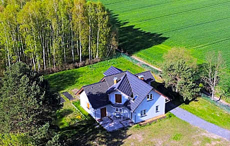 Villa Kraniec Świata Peace and Quiet Self Check-In