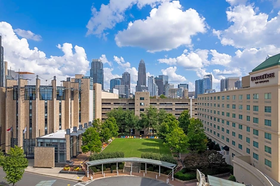 DoubleTree by Hilton Charlotte Uptown