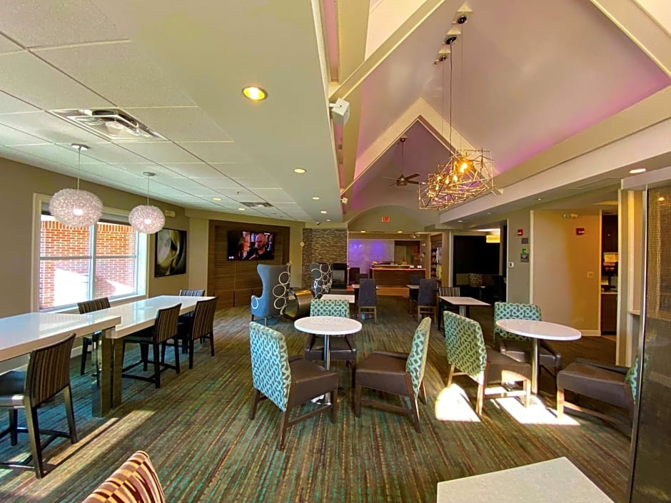 Worthington Suites – Columbus, OH
