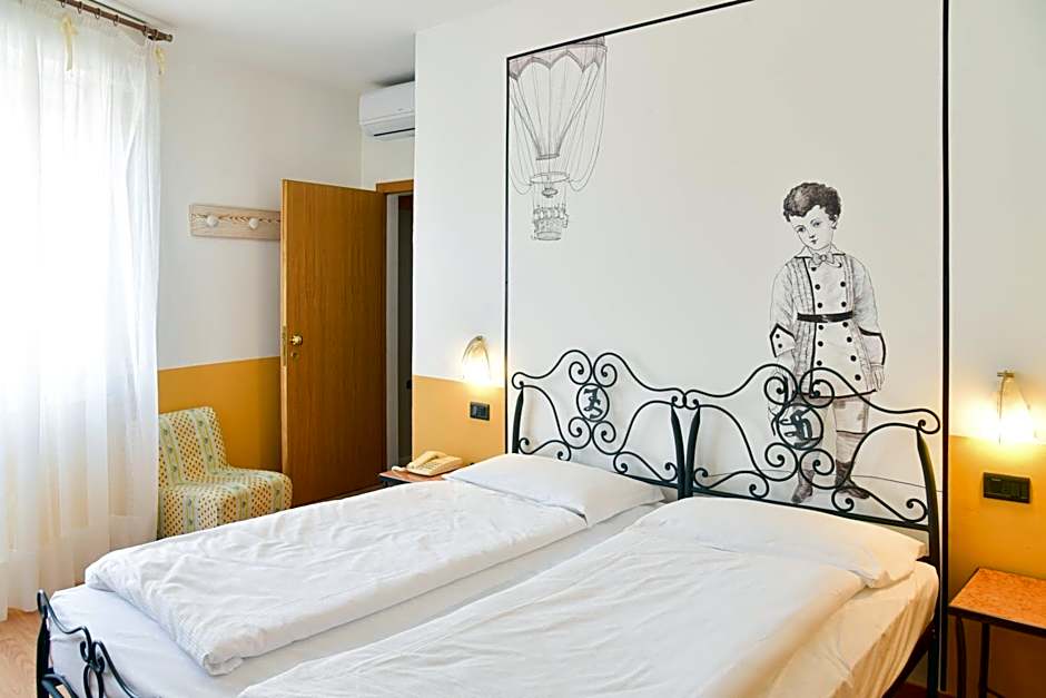 epOche Hotel Zanella 1889