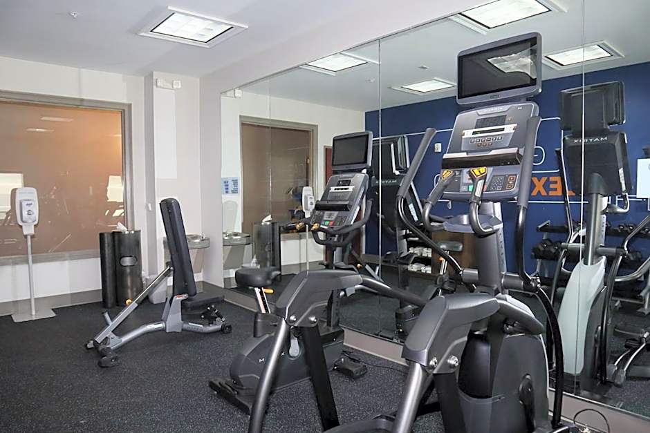 Holiday Inn Express Baton Rouge North By IHG