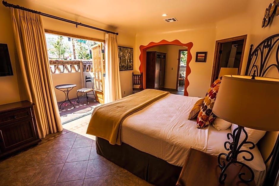 Los Arboles Hotel