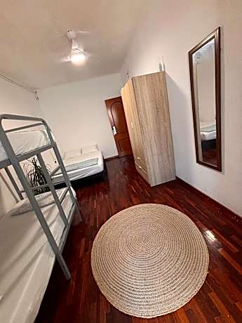 Quadruple Room with Bathroom