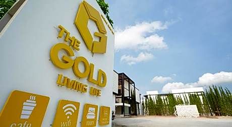 The Gold Living Life