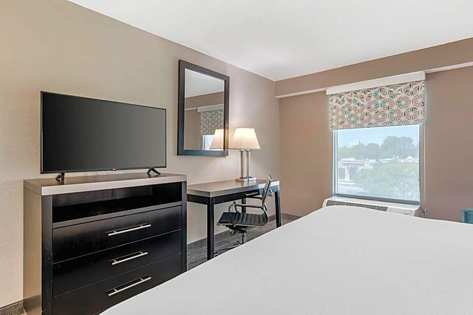 Quality Inn & Suites Union City - Atlanta South