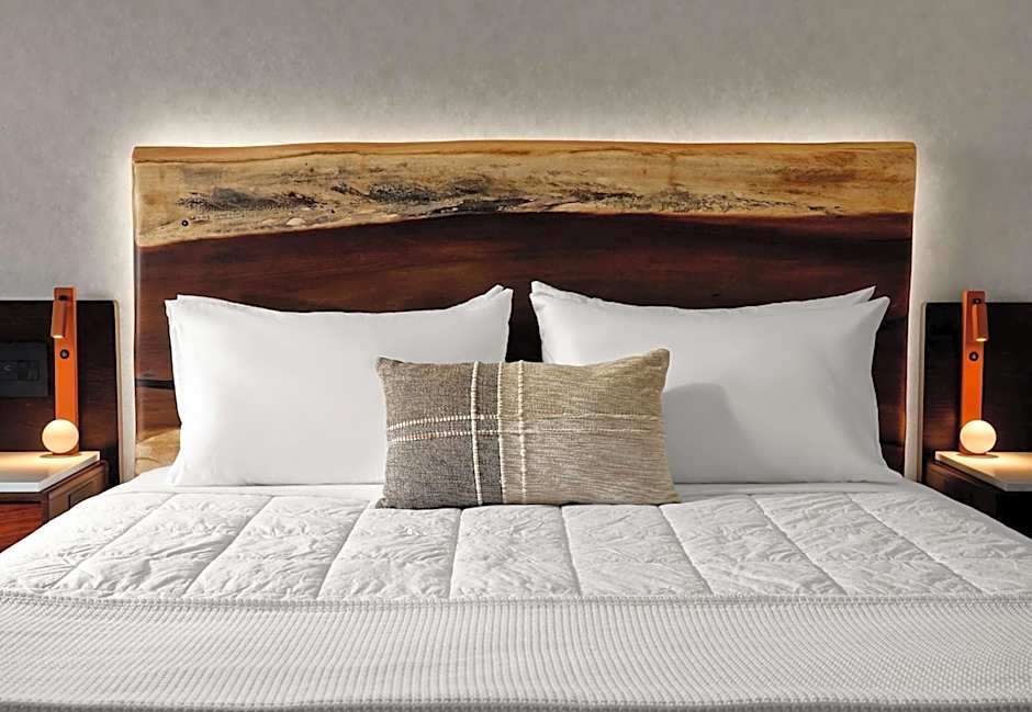 Sanctity Hotel Rancho Cucamonga, Tapestry Collection Hilton