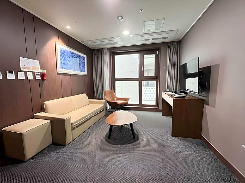 Jinju Raon Stay In Perla