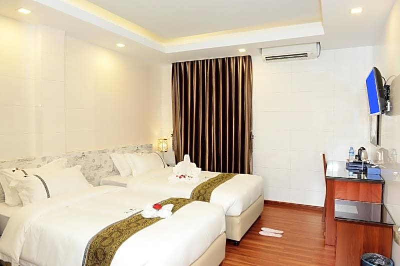 8Day Hotel