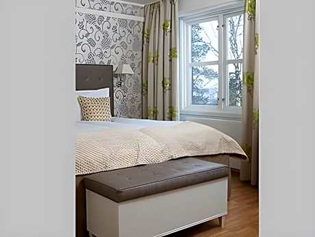 1 Single Bed No Smoking