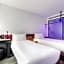 YOTEL Porto