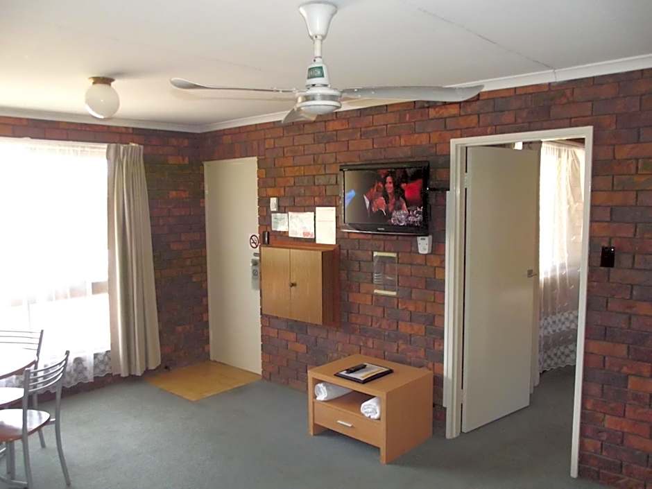 Bridge Street Motor Inn