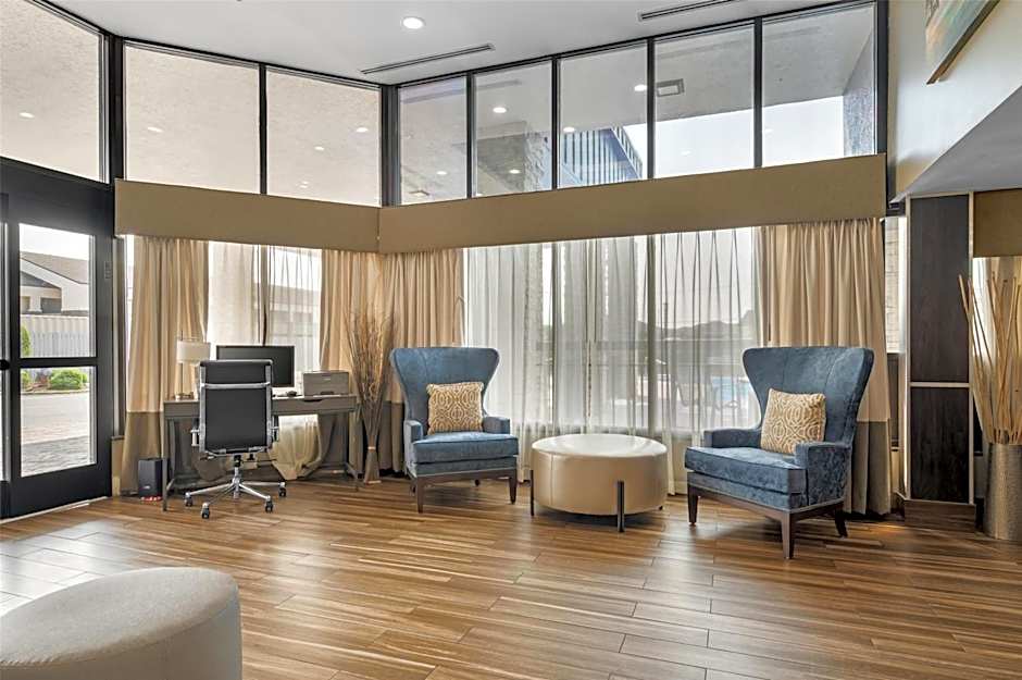 Best Western Center Inn