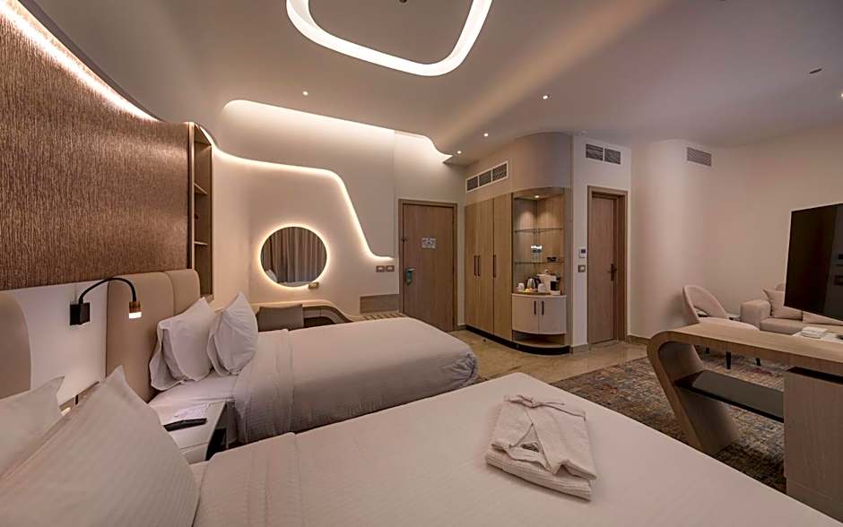 Crowne Plaza Alexandria Mirage by IHG