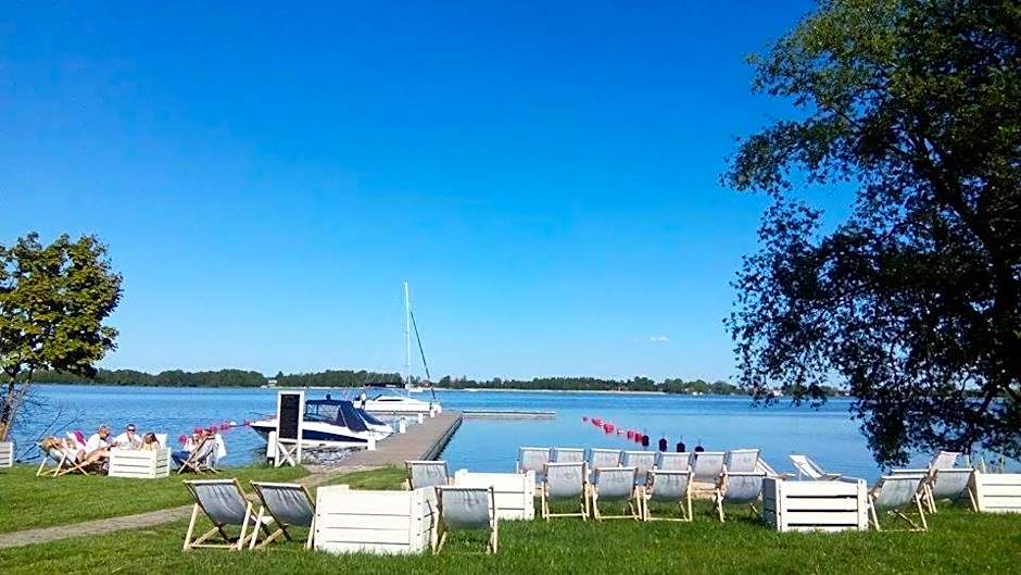 Stare Sady Chillout Rooms "Pod Jabłoniami"