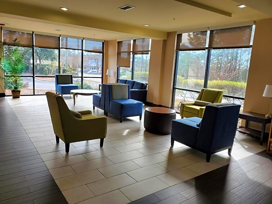 Comfort Suites Columbia Northeast - Fort Jackson