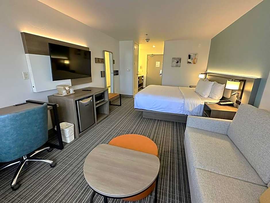 Comfort Suites At Tucson Mall