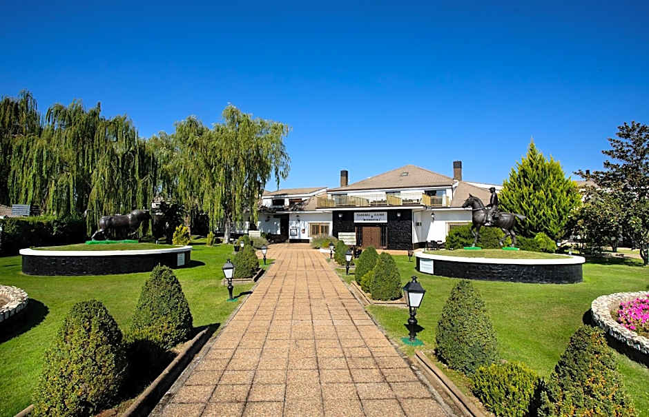 Hotel Conde Rodrigo II by eme hoteles