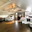 Lafitte Hotel & Bar